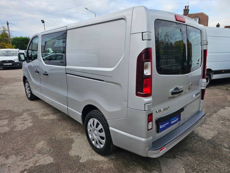 2017 Vauxhall Vivaro 2900 1.6CDTI BiTurbo 125PS Sportive H1 D/Cab PANEL VAN DIESEL Manual