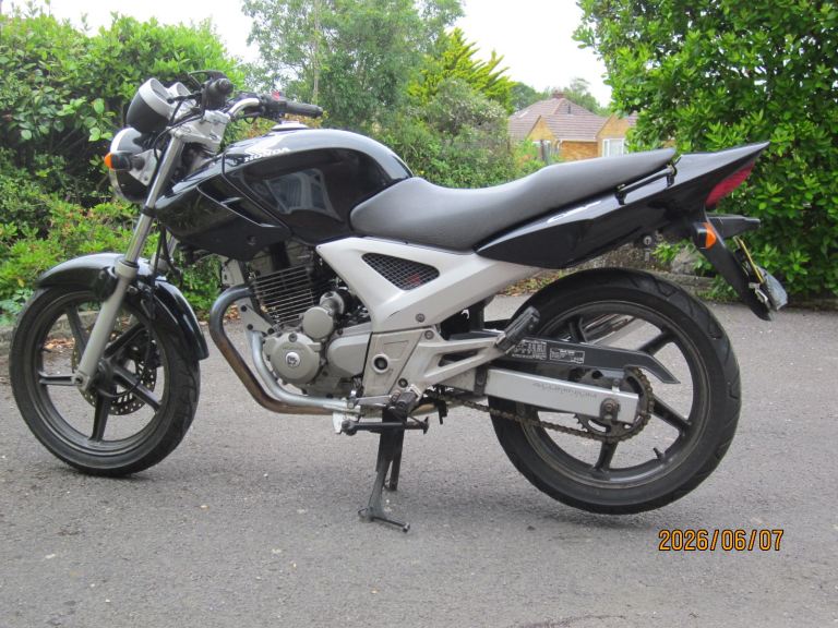 HONDA CBF 250 2008 ALMOST COMPLETE PROJECT BIKE