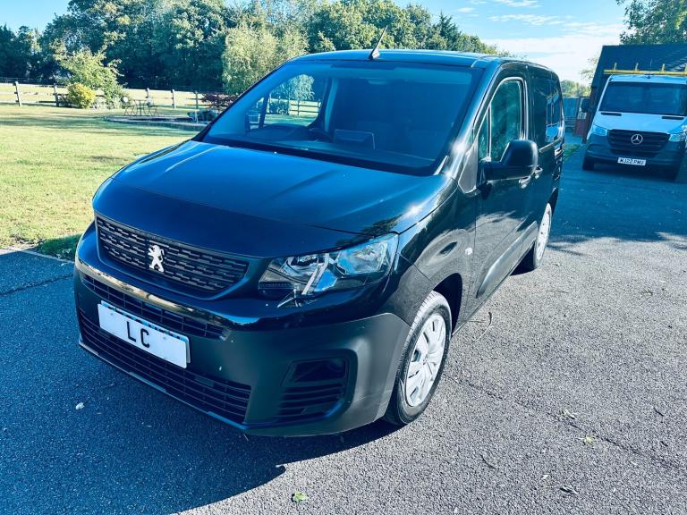 2023 Peugeot Partner BLUEHDI PROFESSIONAL PREMIUM PLUS1.5 HDI  L1 Diesel