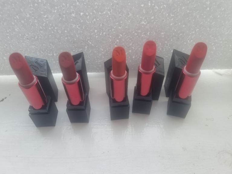 Brand new morphe lipstick bundle