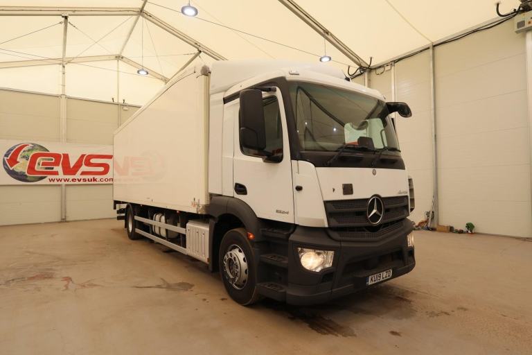 2019 (19 PLATE) Mercedes Benz Antos 1824 4x2 Euro 6 Refrigerated