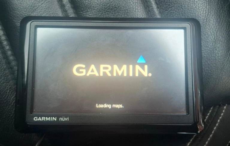 Garmin sat nav excellent condition 