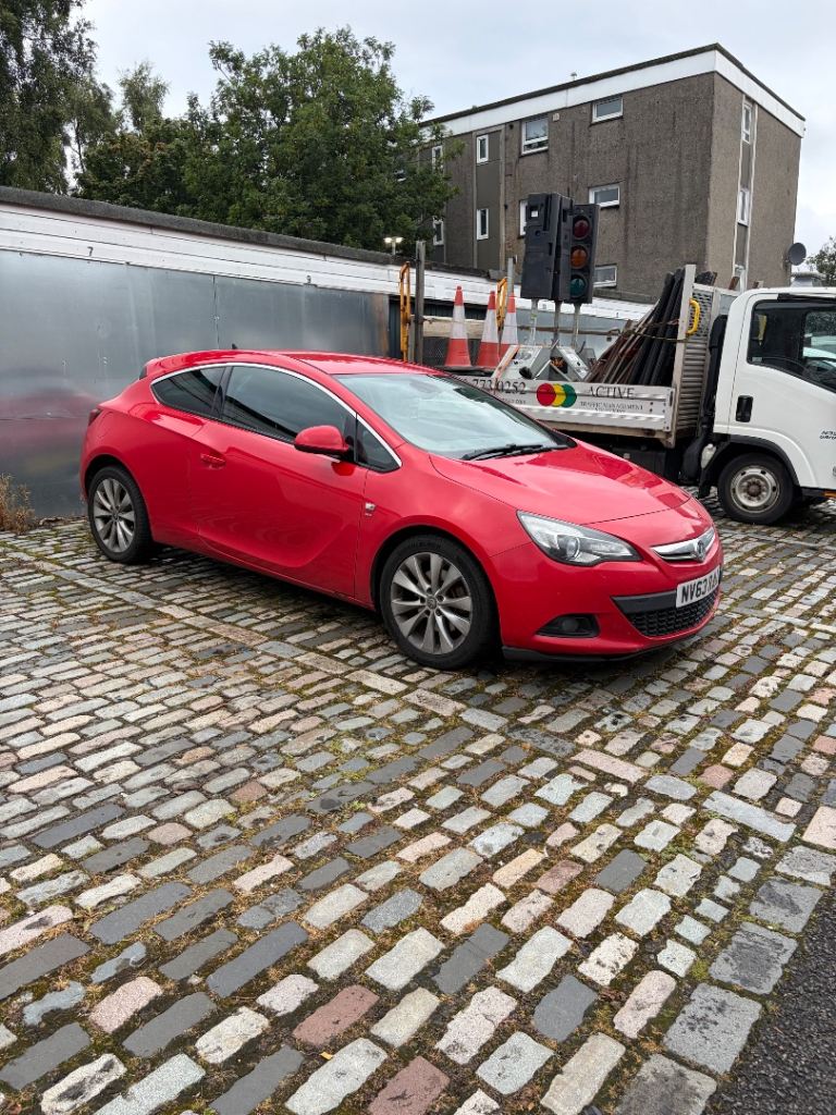 Vauxhall, ASTRA GTC, Hatchback, 2014, Manual, 1686 (cc), 3 doors