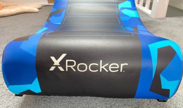 Floor X Rocker folding gaming chair