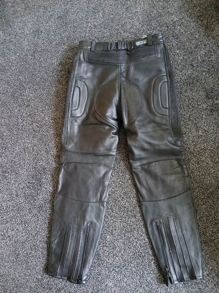 Motorcycle trousers 