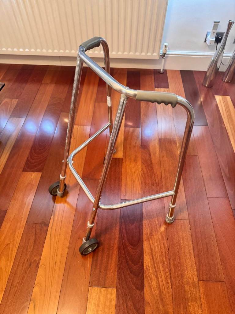 Trulife Compact Wheeled Walking Frame – Excellent Condition, Made in Britain