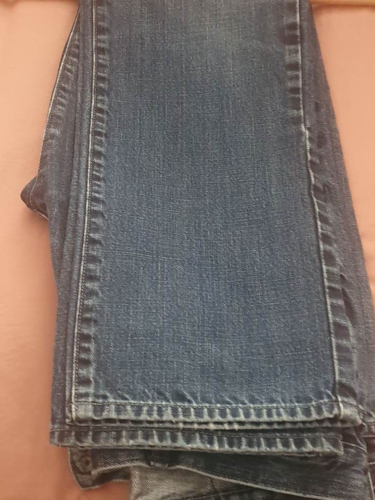 Comfortable Blue Denim Jeans – Good Condition