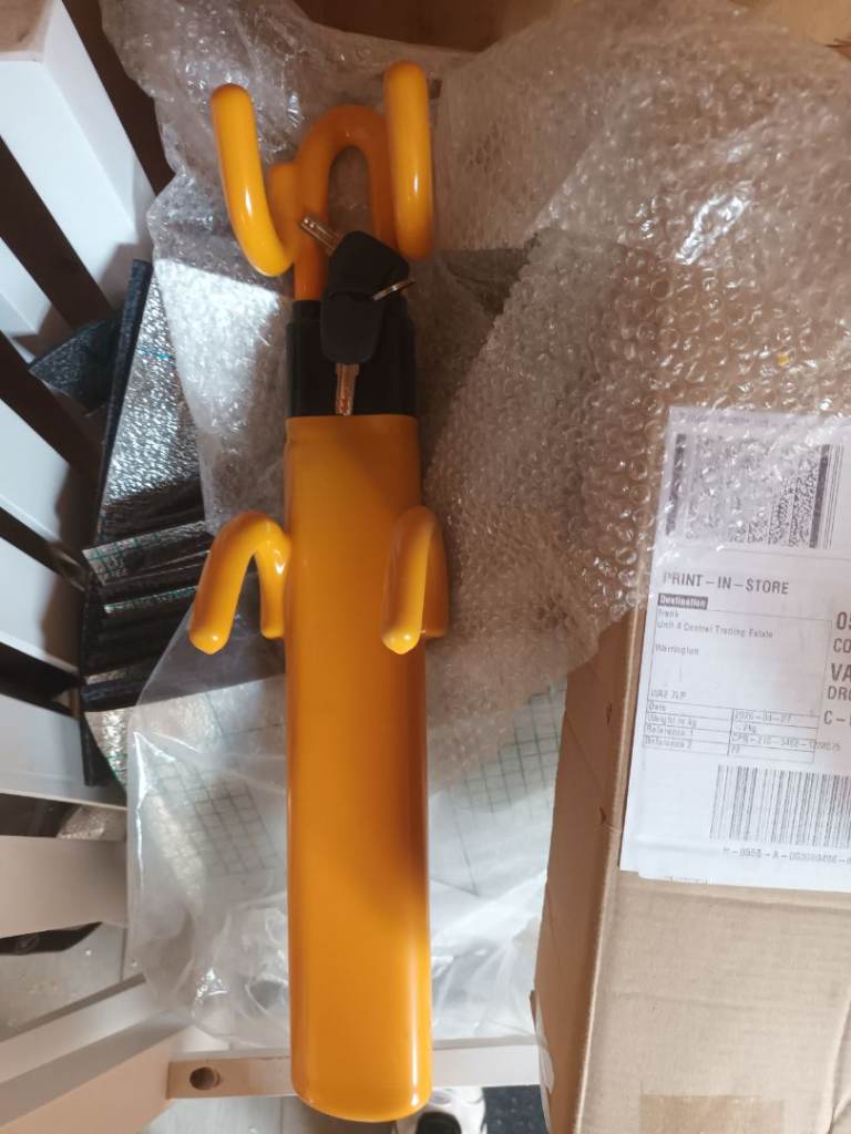 Heavy duty steering wheel lock 
