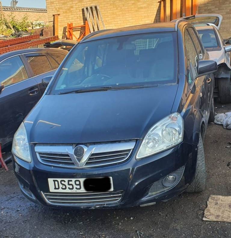 Vauxhall Zafira B Bonnet Black 2009