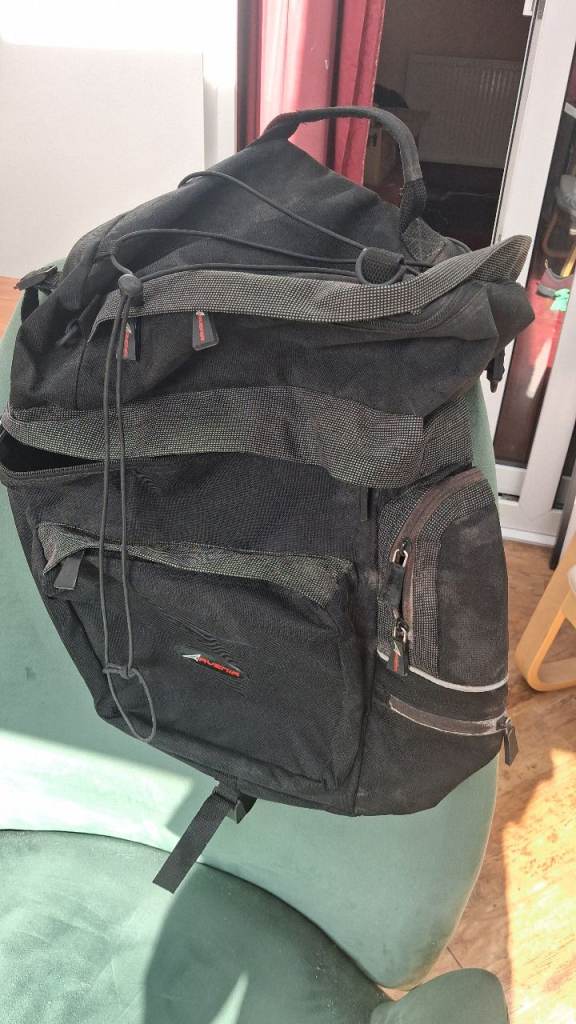 AVENIR Bike Pannier Bag Set - Good Condition