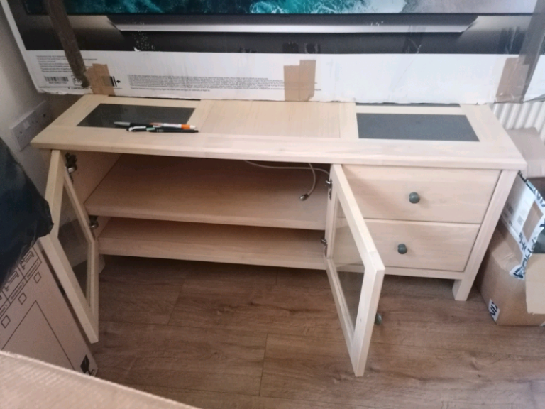 Heavy duty solid light oak dining table + furniture 