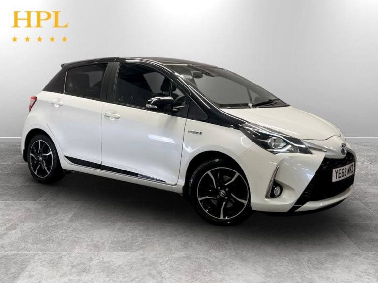 2018 68 TOYOTA YARIS 1.5 VVT-H CYAN BI-TONE HATCHBACK 5DR PETROL HYBRID E-CVT EU