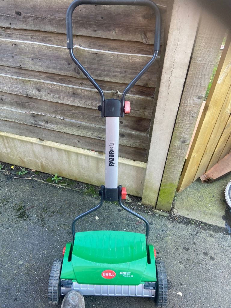 Garden push mower 