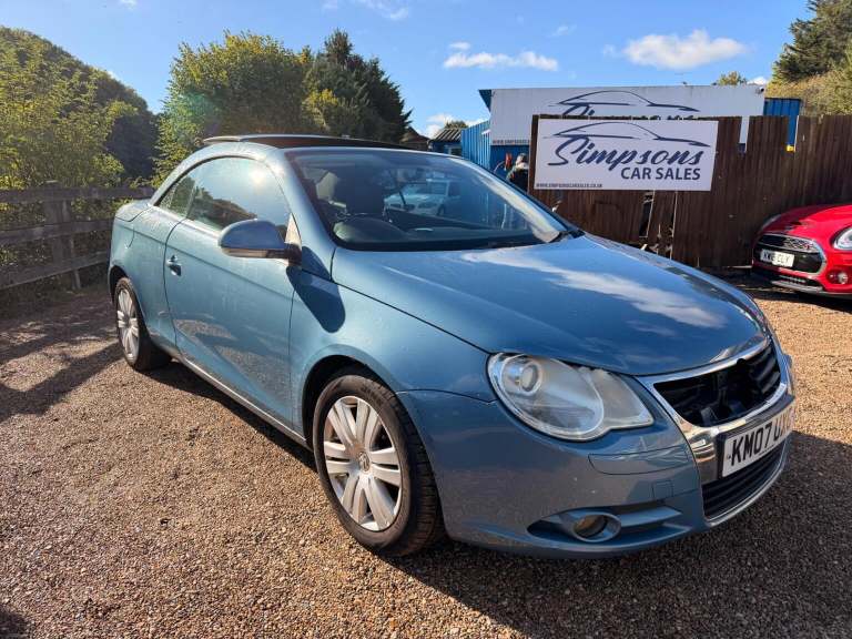 VOLKSWAGEN EOS 2.0 TDI Cabriolet Euro 4 2dr (blue) 2007