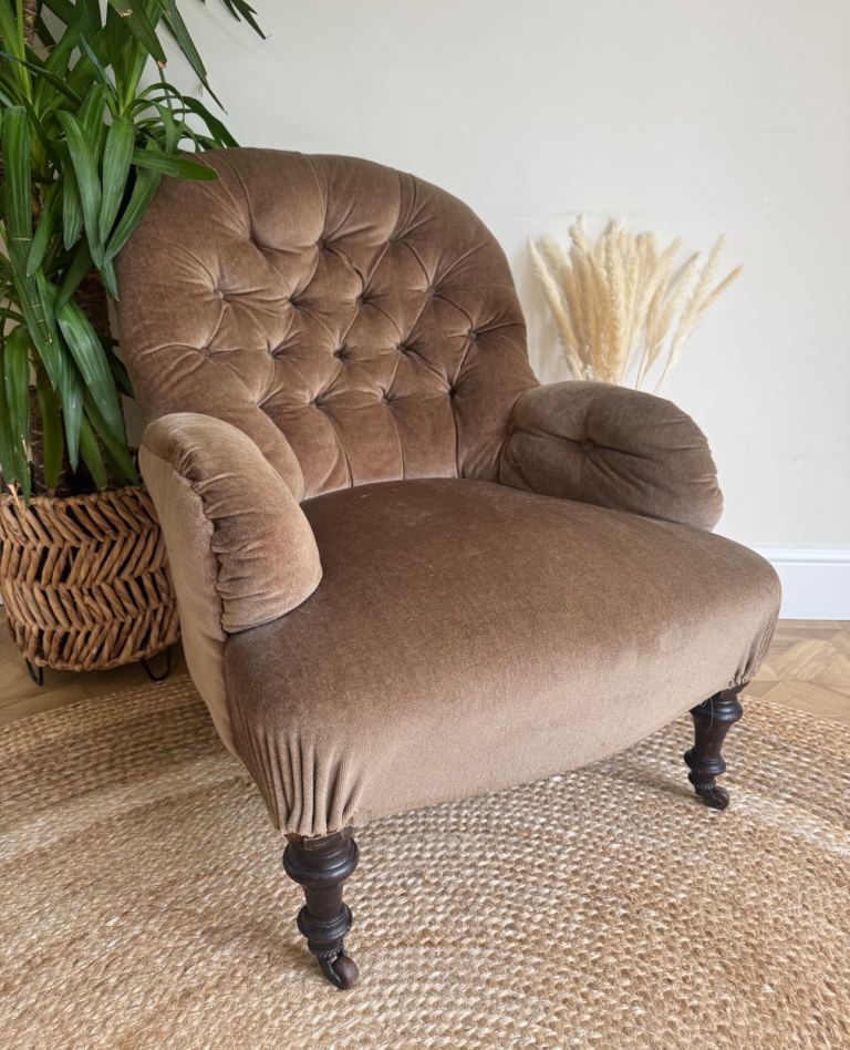 Antique Victorian vintage button back nursing armchair