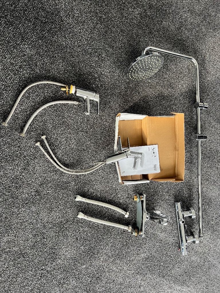 Roca Victoria Bath tap, matching sink taps and shower valve and riser