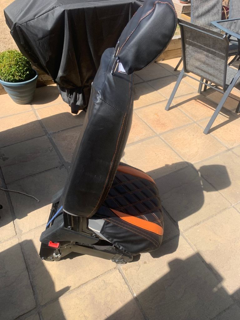 T5 Middle seats 