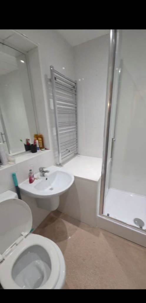 1 bedroom available shared flat 2 bedrooms taken 