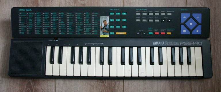 Yamaha PSS-140