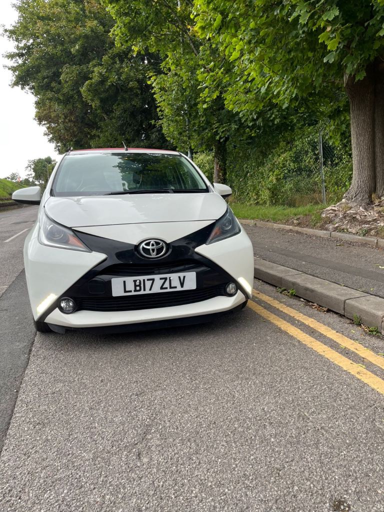 Toyota, AYGO, Hatchback, 2017, Semi-Auto, 998 (cc), 5 doors