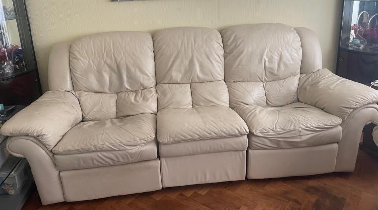 Leather Sofa 1 x 3 Seater only. 