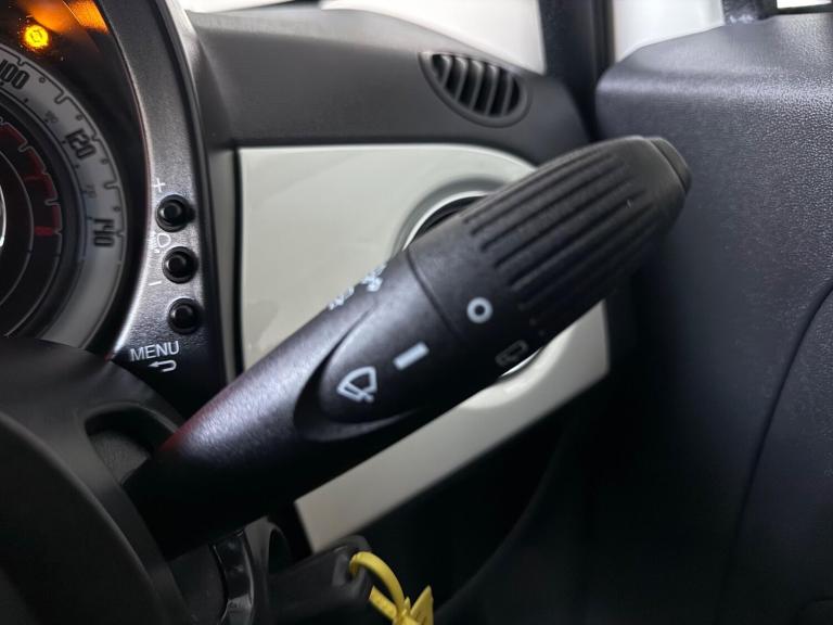 2015 Fiat 500 1.2 Lounge 3dr Dualogic [Start Stop] HATCHBACK PETROL Automatic