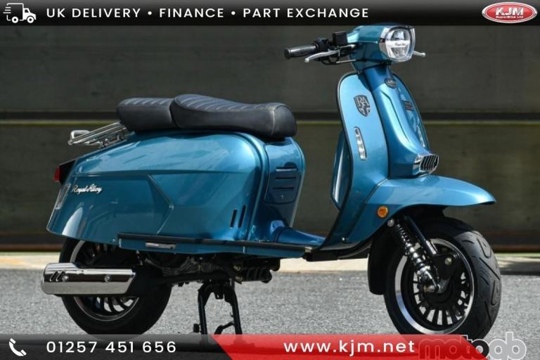 Royal Alloy GP 125cc Modern Classic Retro Automatic Moped Scooter For Sale