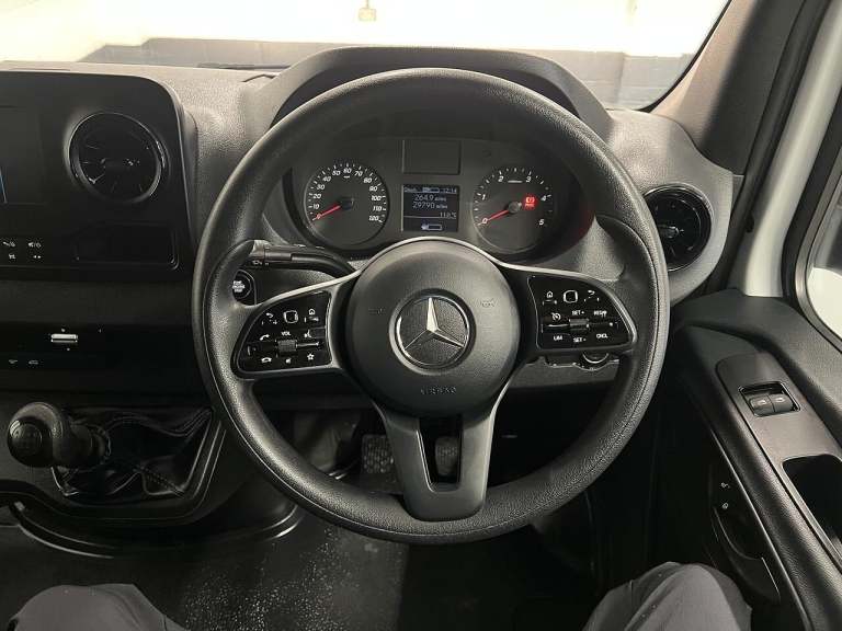 2024 Mercedes-Benz Sprinter 3.5t H1 Premium Van PANEL VAN DIESEL Manual