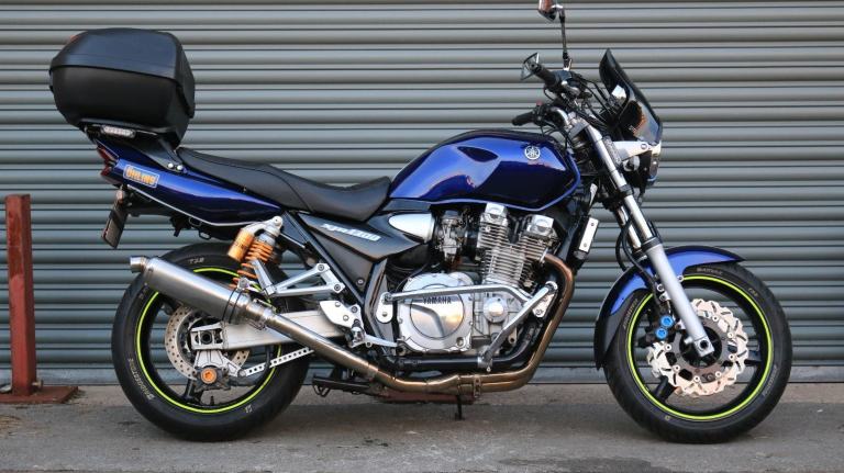 Yamaha XJR1300 2005