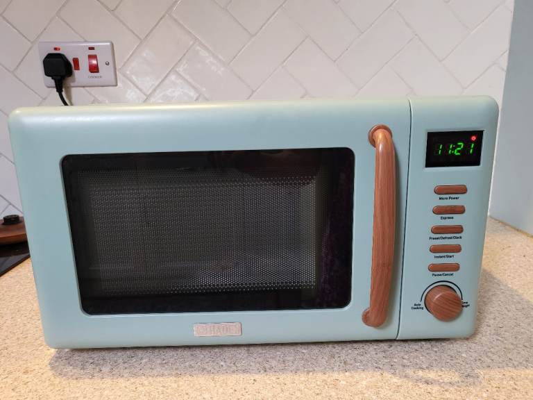 Haden Microwave Dorchester 20L 800W in Sage Green