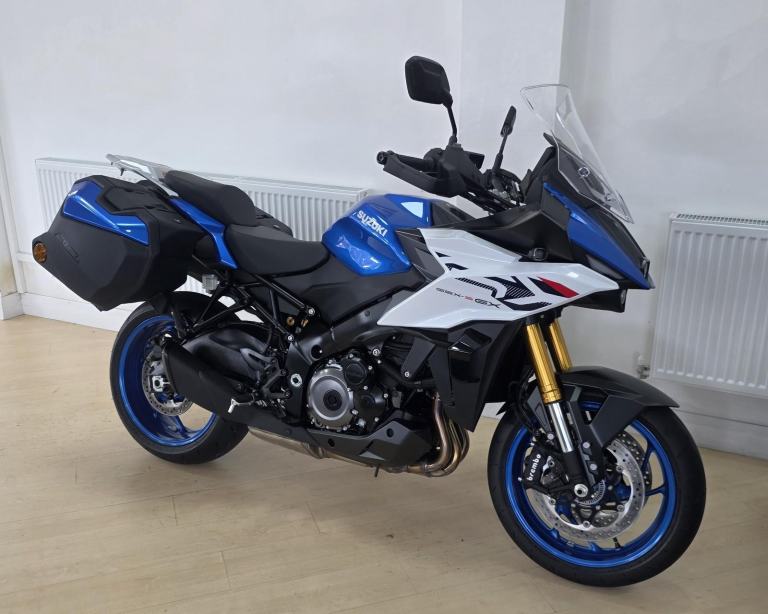 Suzuki GSX-S1000GX + Plus