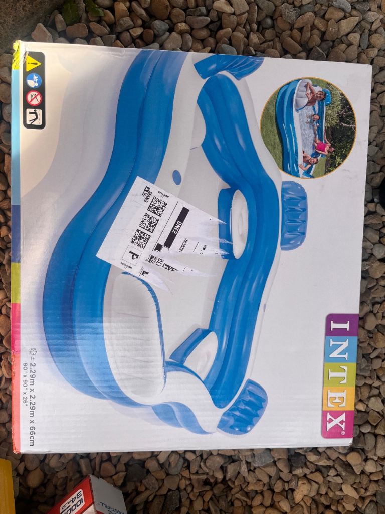 Intex seated summe rpool - family swim water toys 