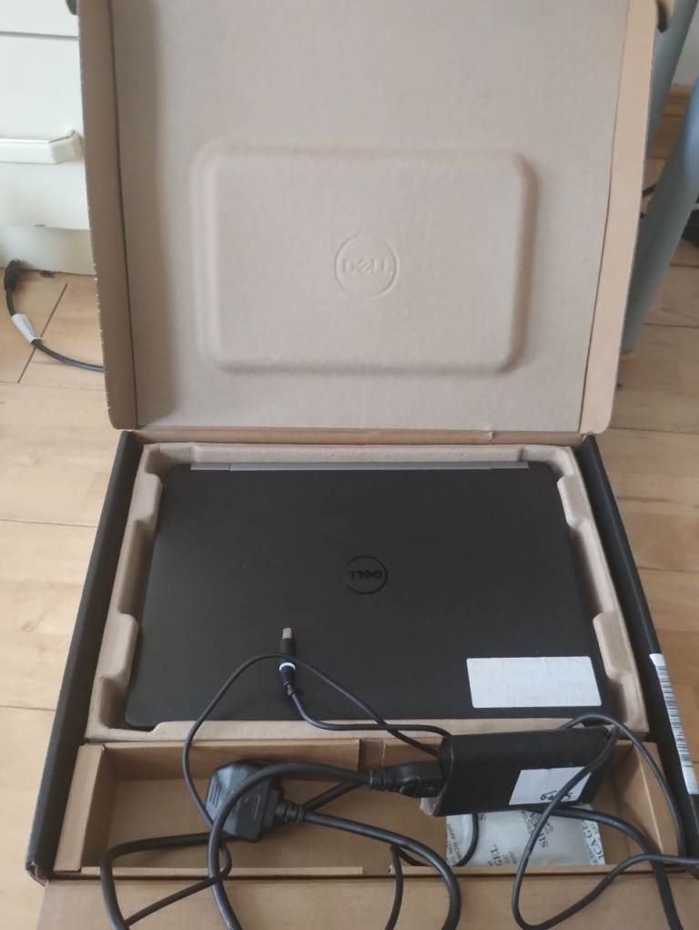 Windows 11, FULL MICROSOFT OFFICE. Dell laptop. Backlit keys.  8GB RAM, i5, 256GB SSD + 1TB HDD