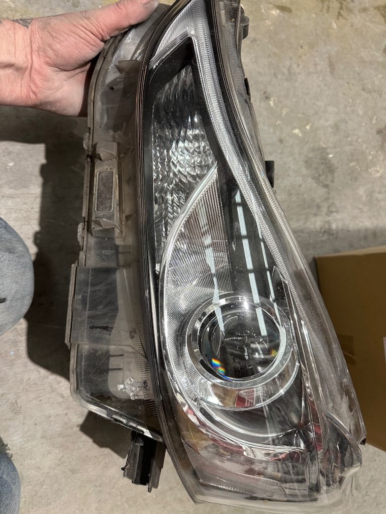 Toyota Prius headlamps 