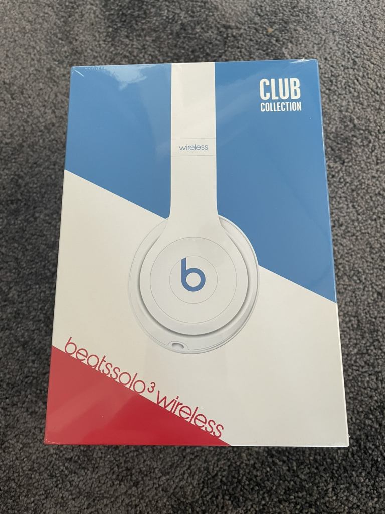 Beats Solo 3 Club Collection Headphones 