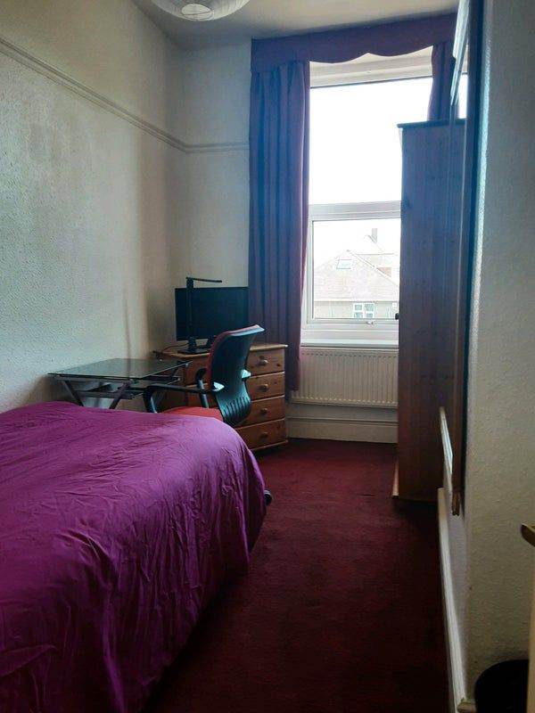 Brislington room in shared house