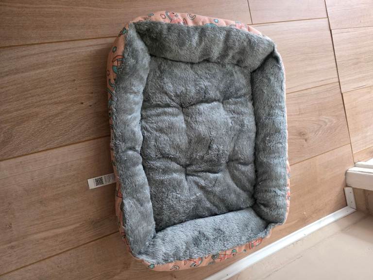 Small dog bed