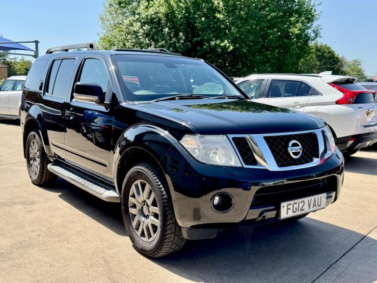 2012 Nissan Pathfinder 2.5 dCi Tekna 5dr ESTATE DIESEL Manual