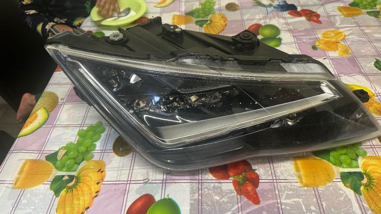 Seat Leon led headlight 