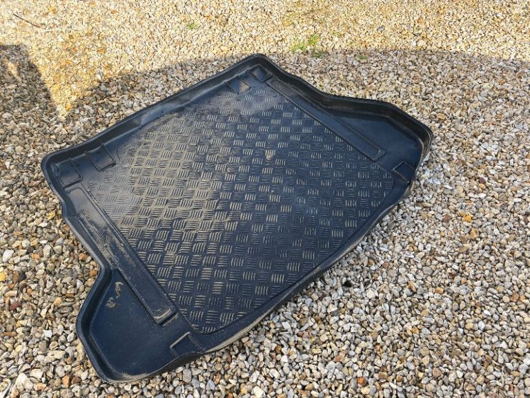 Car Boot Rubber Liner - Kia Cee’d / Hyundai 