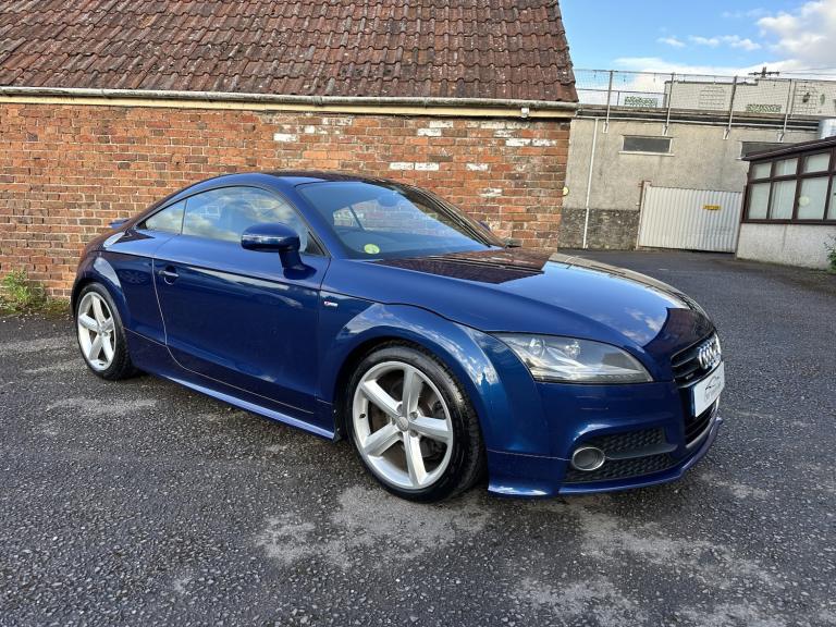 AUDI TT 2.0 TDI S line 2010