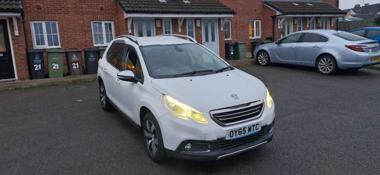 Peugeot, 2008, Hatchback, 2015, Manual, 1560 (cc), 5 doors