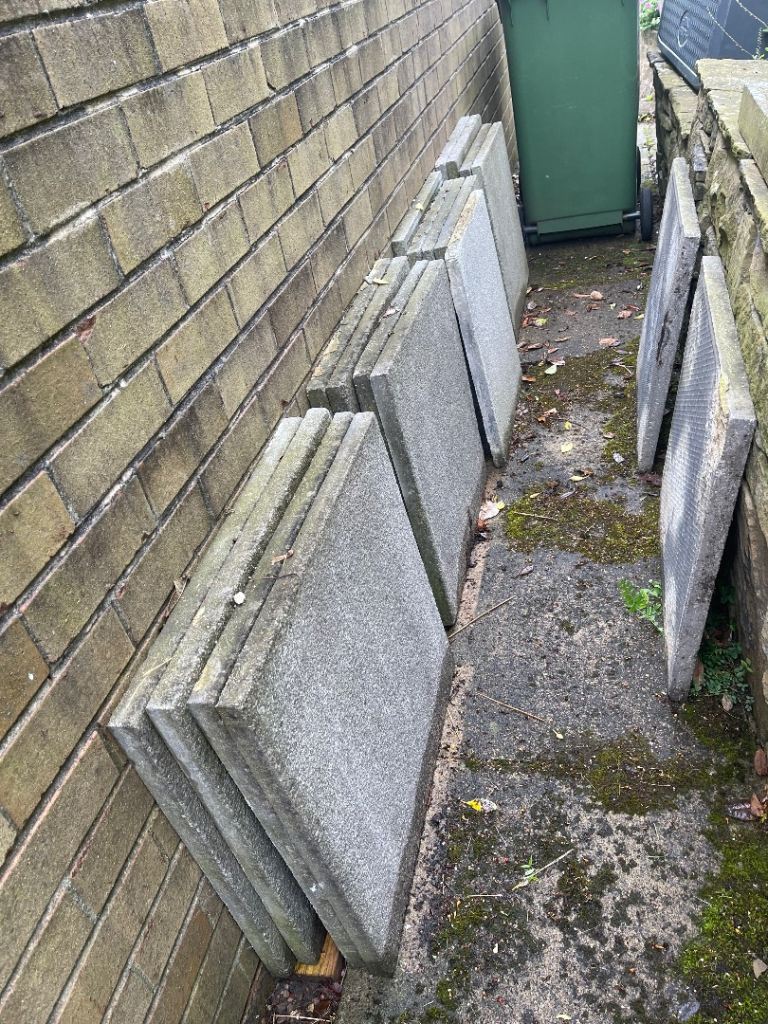 Used 600x600Concrete Garden Paving Slabs used
