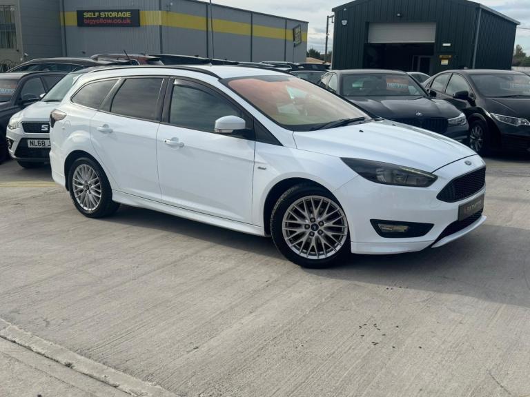 2017 Ford Focus 1.0 EcoBoost 125 ST-Line 5dr ESTATE PETROL Manual