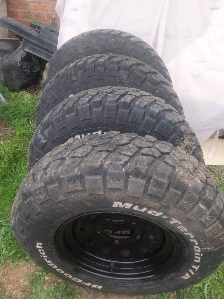 235 85 16 BF Goodrich Tyres With Wheels