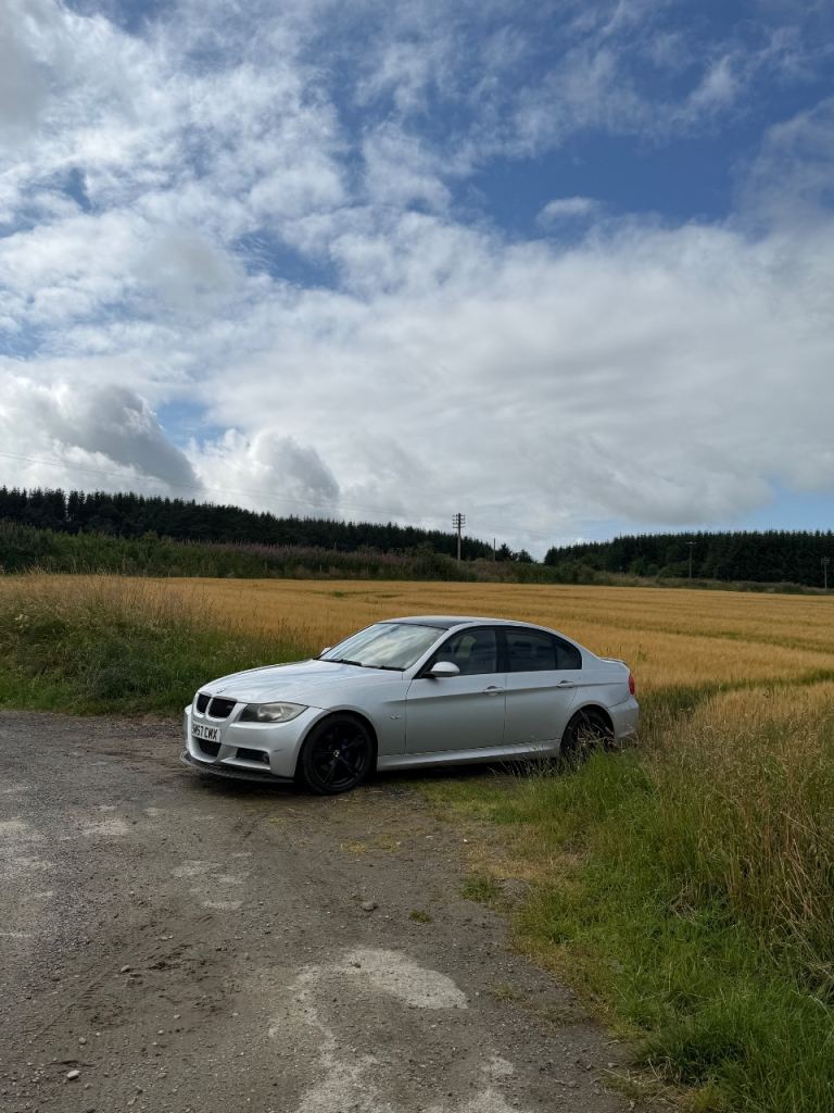 BMW E90 32i M sport 
