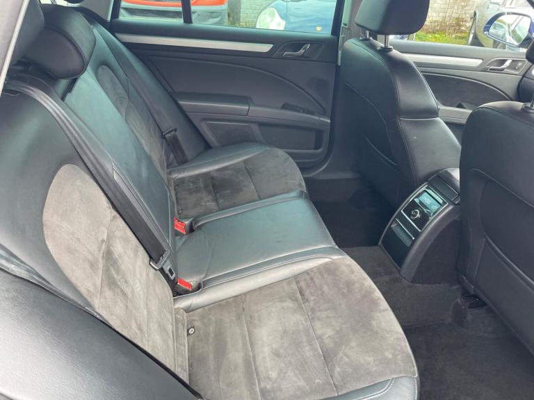 2014 Skoda Superb 2.0 TDI CR 140 SE Business 5dr ESTATE DIESEL Manual