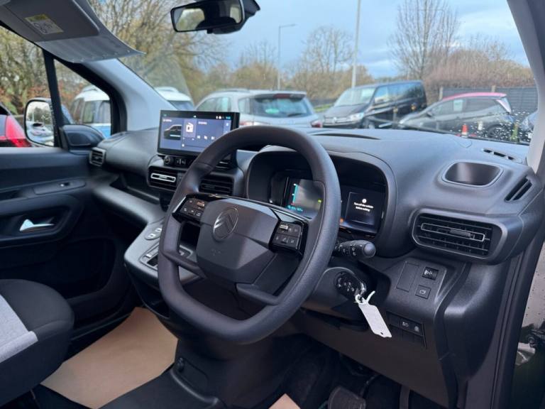 2025 Citroen Berlingo 100kW Plus XL 52kWh 5dr Auto [7 Seat] MPV ELECTRIC Automatic