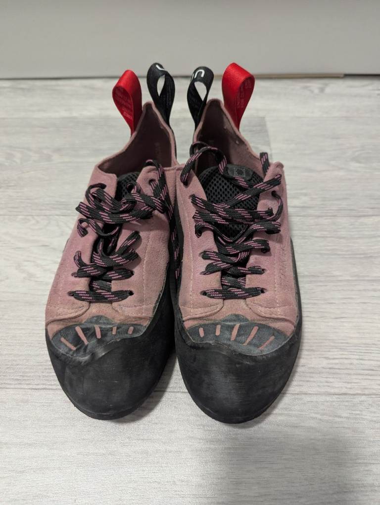 OCUN STRIKER LACE CLIMBING SHOES