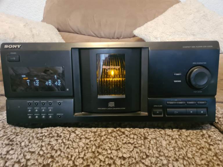 Sony CDP-CX235 Megastorage 200 CD Compact Disc Player CX235 Working No Remote